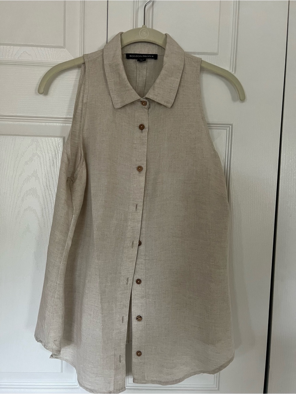 Boston Proper Beige Sleeveless Linen-Blend Button Down Shirt
